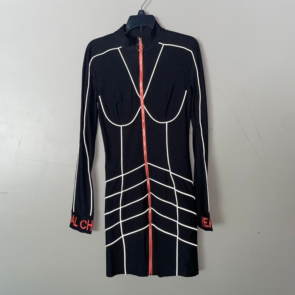 Black long sleeve bodycon dress